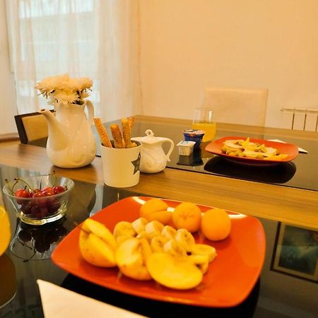 City Center Grand Apartment - Three-Bedroom, Free Parking Sarajevo Luaran gambar