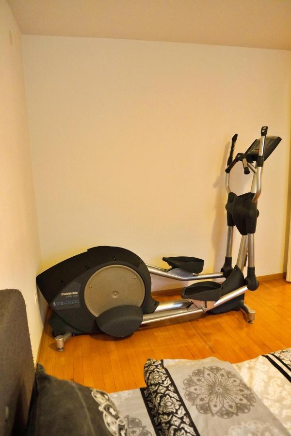 City Center Grand Apartment - Three-Bedroom, Free Parking Sarajevo Luaran gambar